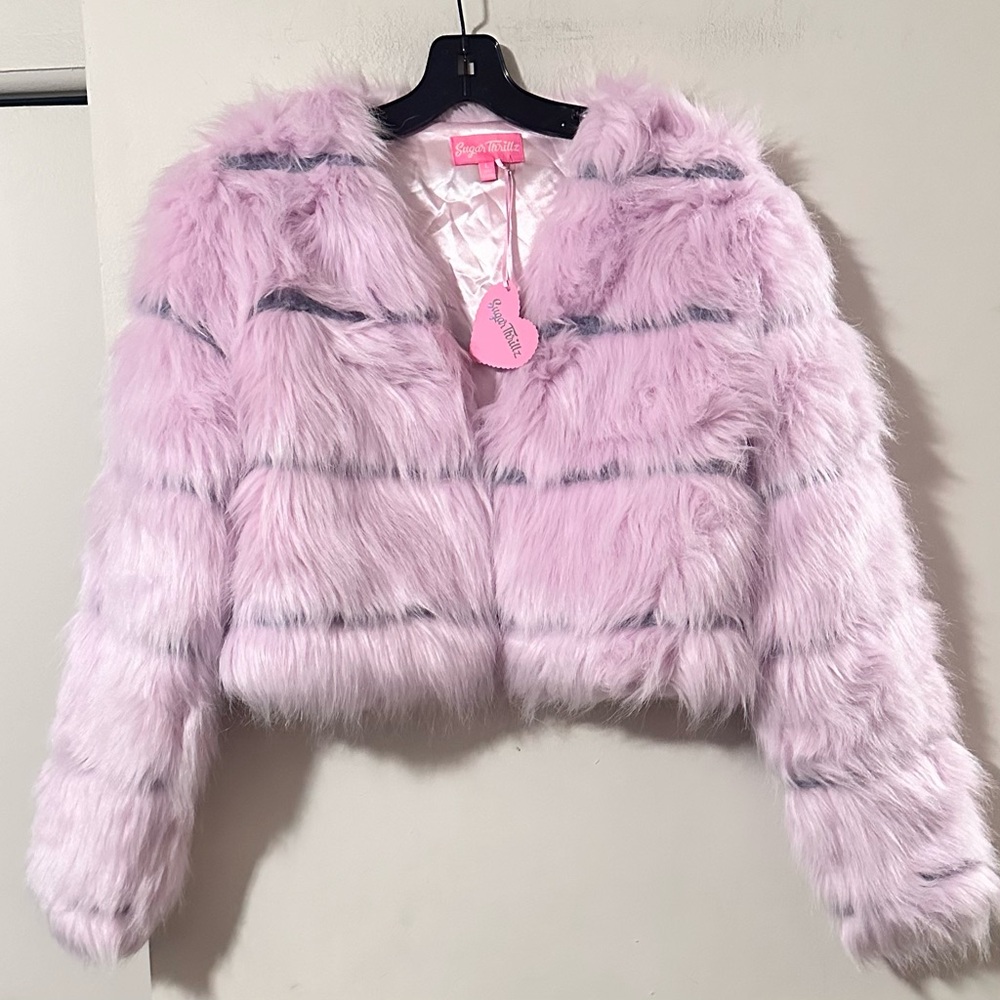NWT Dolls Kill X Sugar Thrillz “Sweet Tooth For You” Pink Faux Fur Jacket